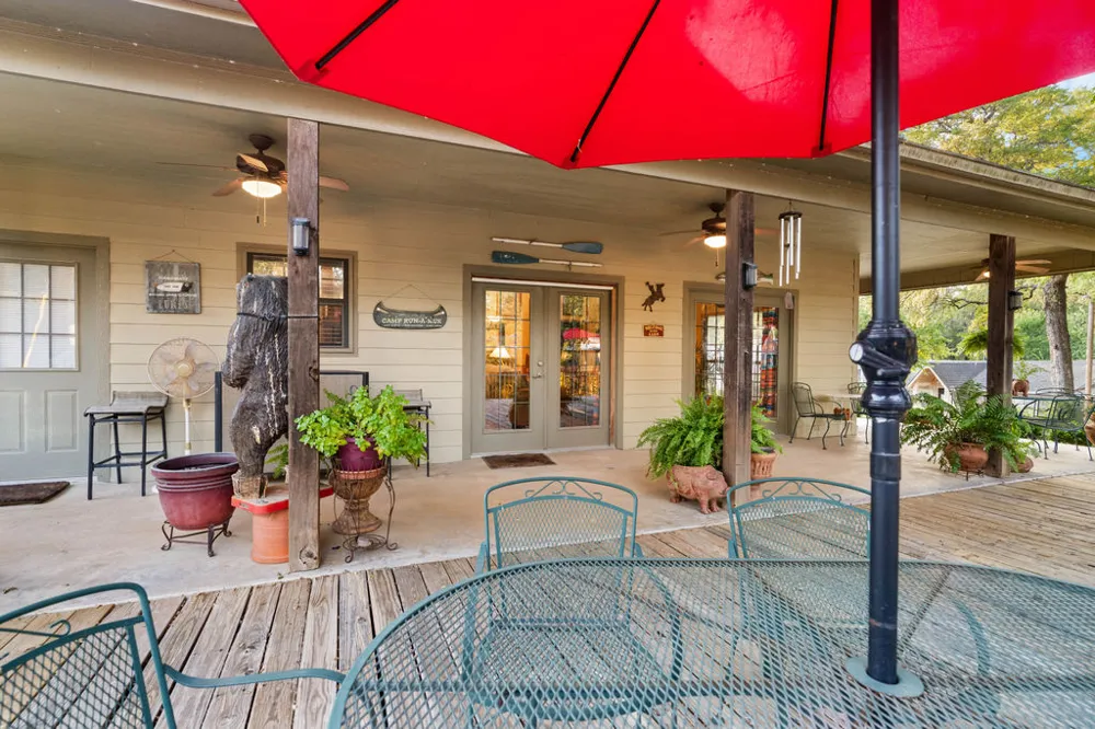 9045 Date Street Kingston, OK 73439