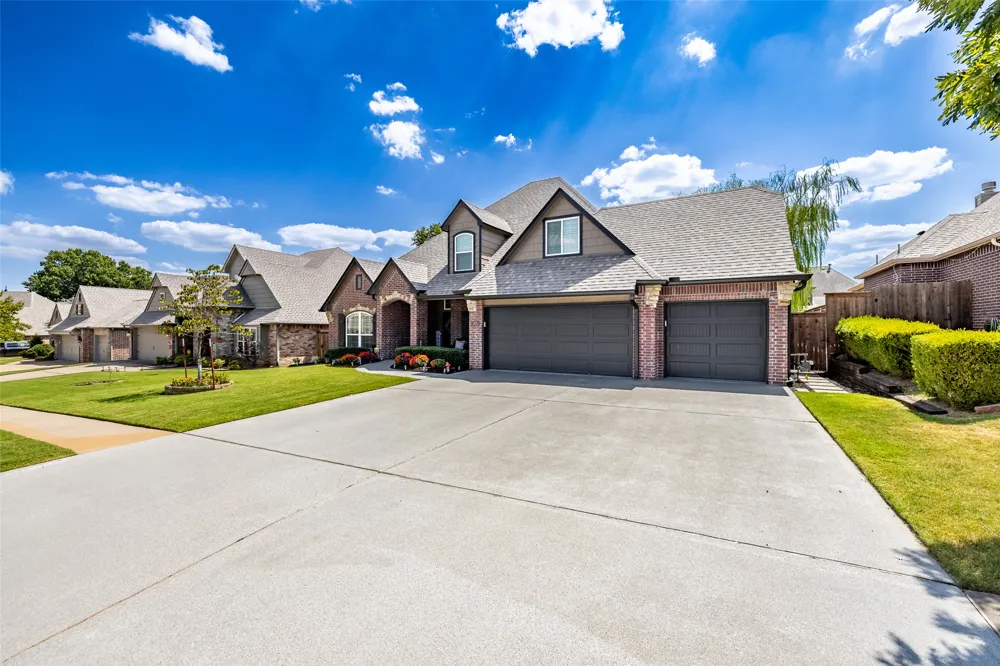 3218 E 146th Street S Bixby, OK 74008