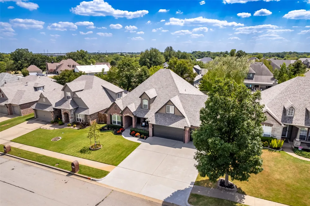 3218 E 146th Street S Bixby, OK 74008