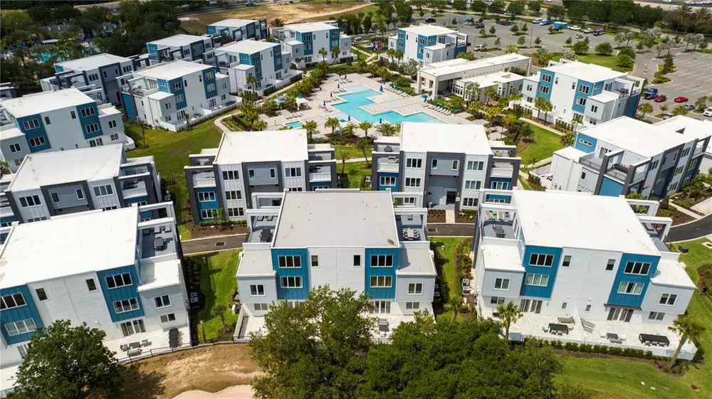 7740 SANDY RIDGE DRIVE #218 Kissimmee, FL 34747