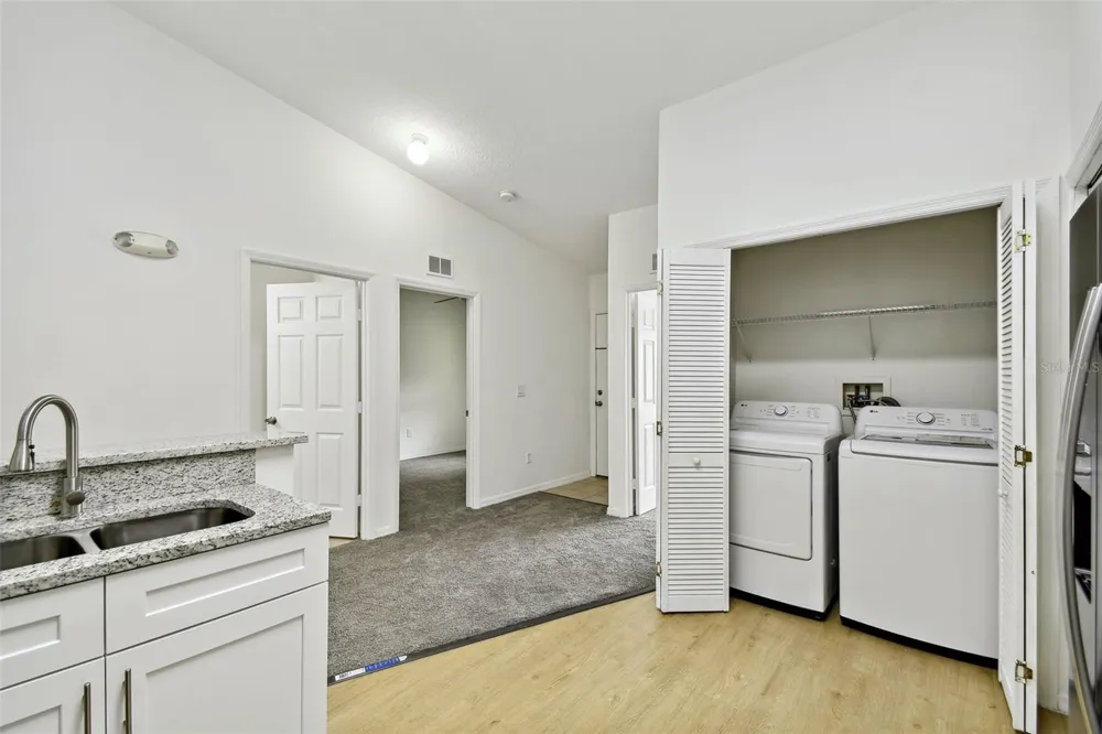 8827 GRAND PALMS CIRCLE #B Kissimmee, FL 34747