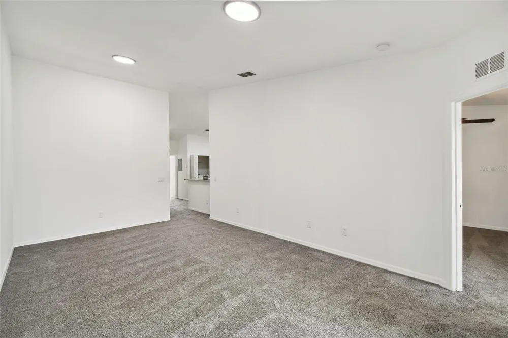 8827 GRAND PALMS CIRCLE #B Kissimmee, FL 34747