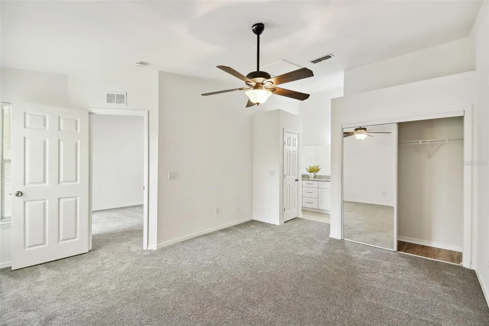 8827 GRAND PALMS CIRCLE #B Kissimmee, FL 34747