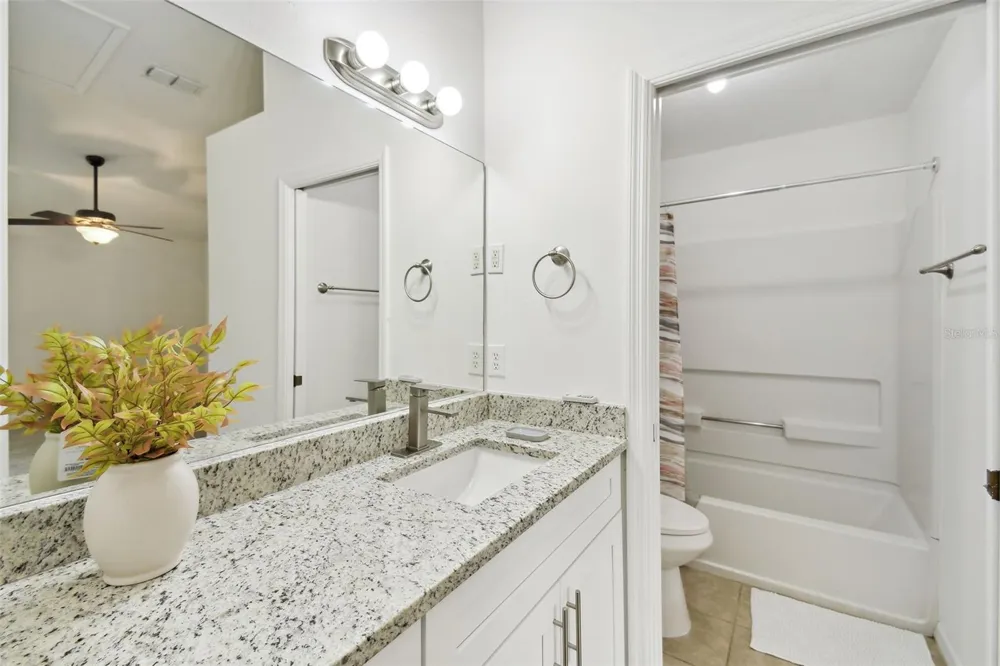 8827 GRAND PALMS CIRCLE #B Kissimmee, FL 34747