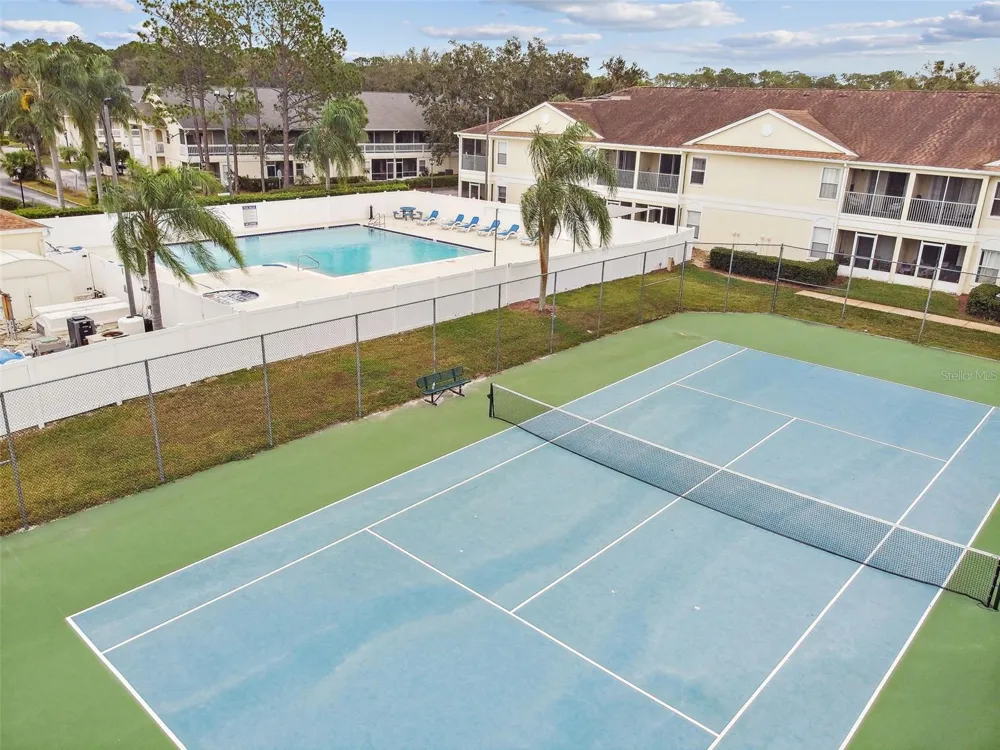 8827 GRAND PALMS CIRCLE #B Kissimmee, FL 34747