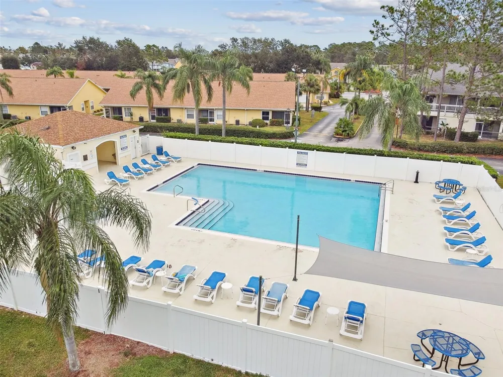 8827 GRAND PALMS CIRCLE #B Kissimmee, FL 34747