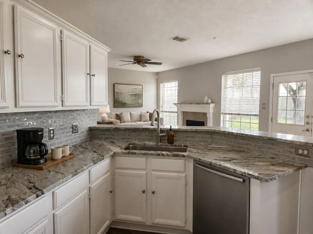 2412 Mission Circle Friendswood, TX 77546