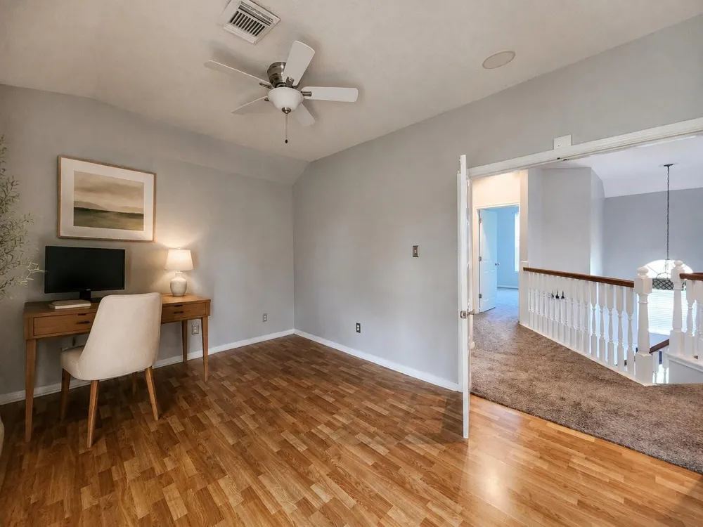 2412 Mission Circle Friendswood, TX 77546