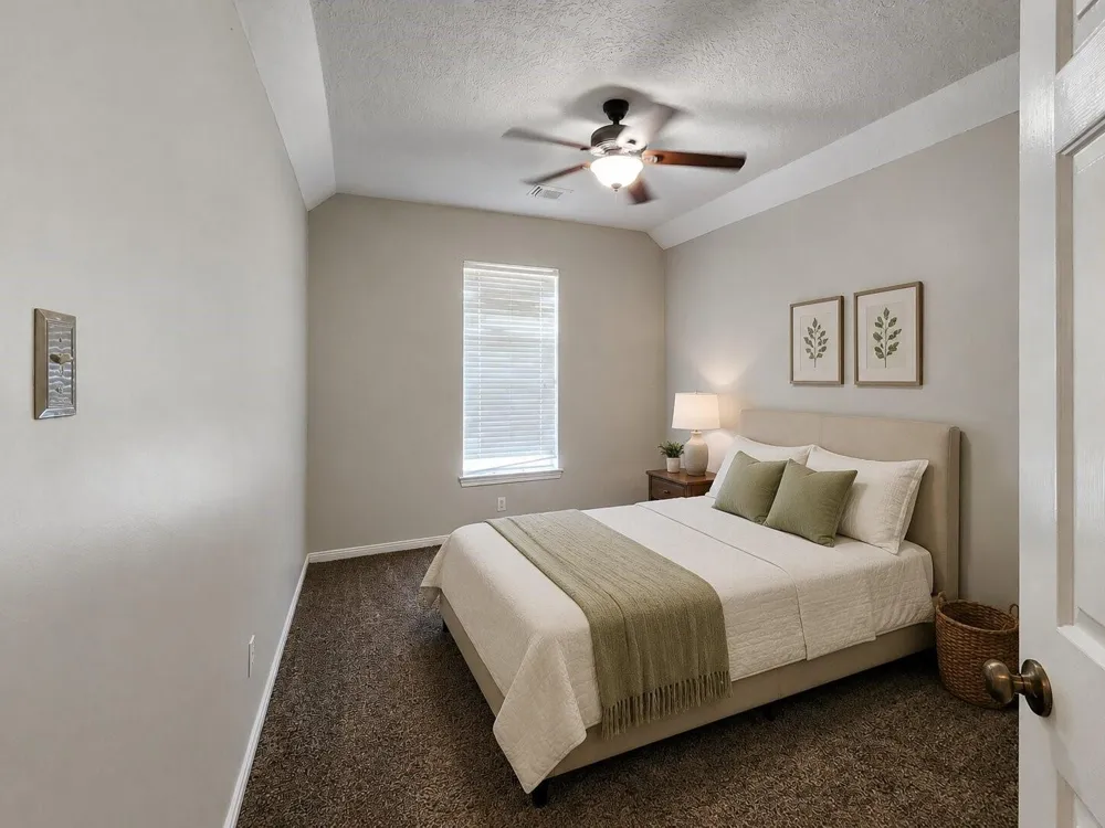 2412 Mission Circle Friendswood, TX 77546