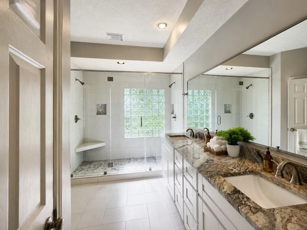 2412 Mission Circle Friendswood, TX 77546