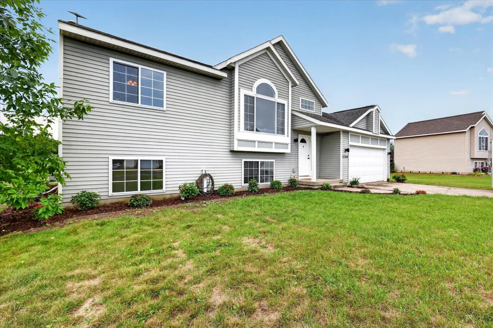 11310 Meadow Wood Circle Greenville, MI 48838