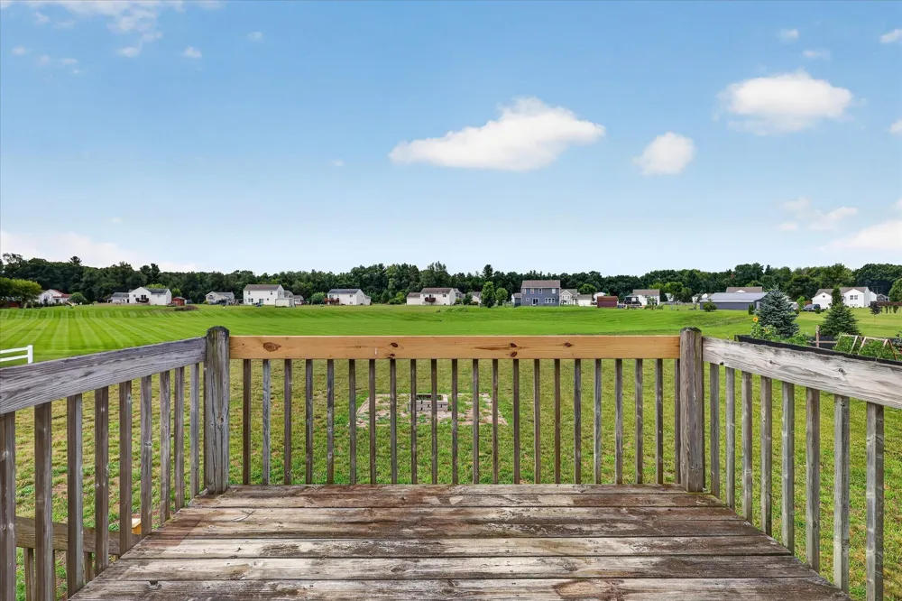 11310 Meadow Wood Circle Greenville, MI 48838