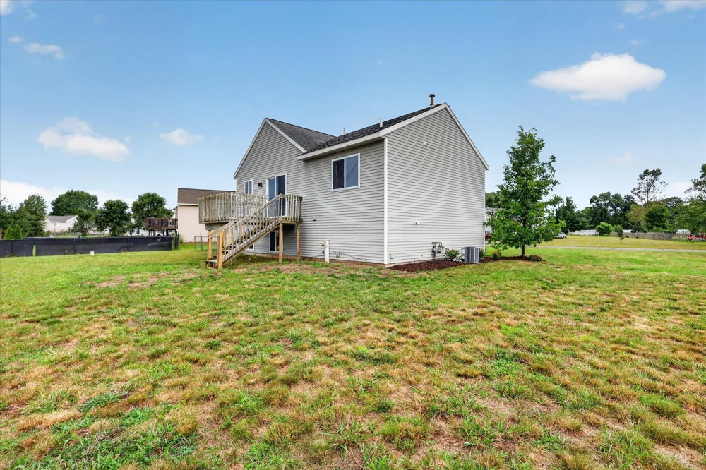 11310 Meadow Wood Circle Greenville, MI 48838