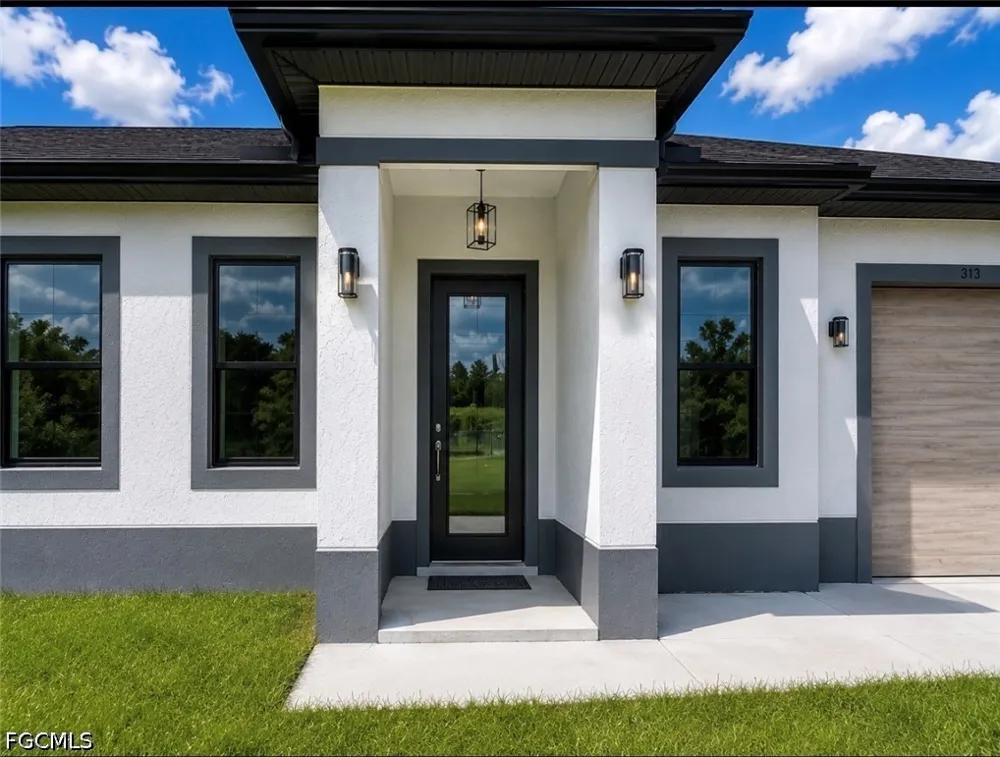 15Th Street SW Lehigh Acres, FL 33976