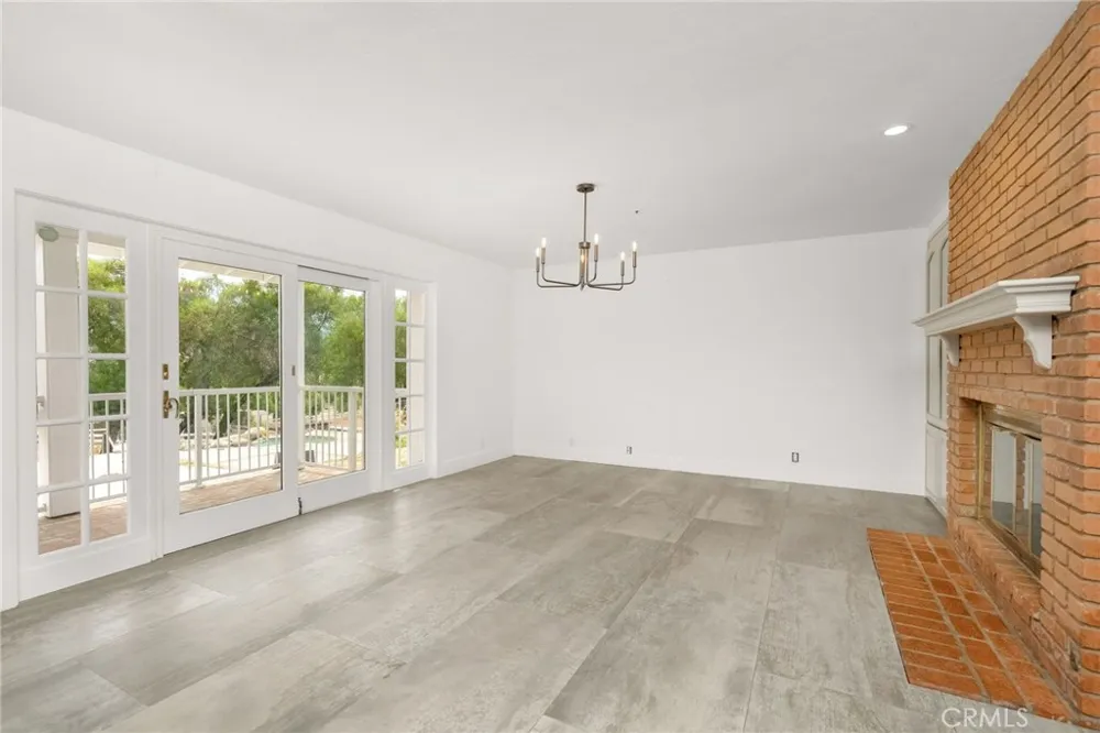 33247 Escondido Drive Agua Dulce, CA 91390