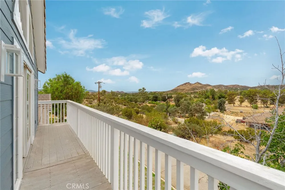 33247 Escondido Drive Agua Dulce, CA 91390