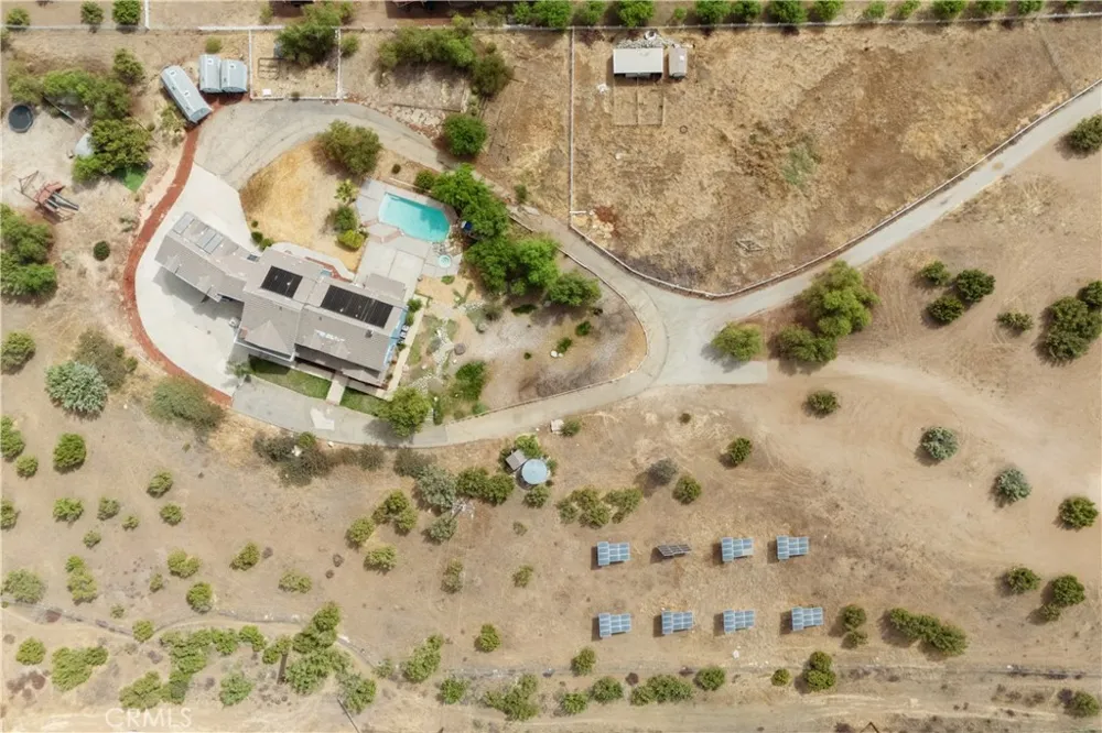 33247 Escondido Drive Agua Dulce, CA 91390