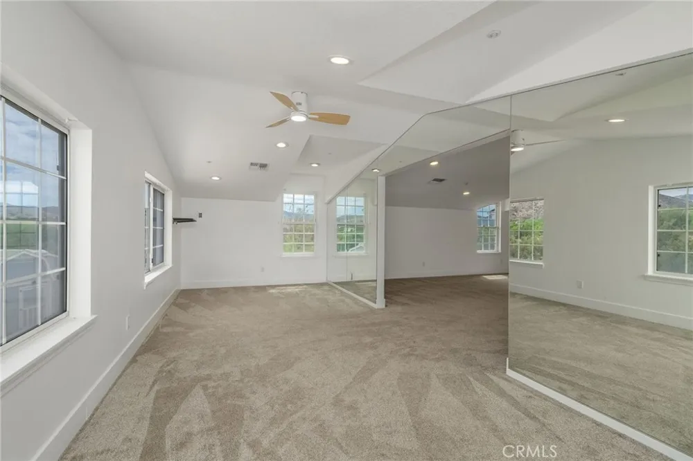 33247 Escondido Drive Agua Dulce, CA 91390