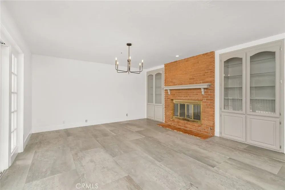 33247 Escondido Drive Agua Dulce, CA 91390