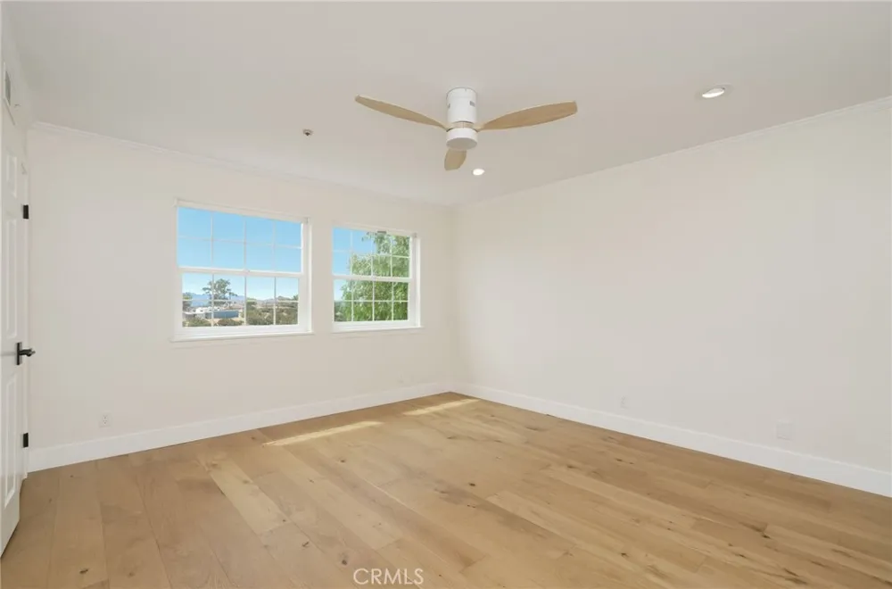 33247 Escondido Drive Agua Dulce, CA 91390
