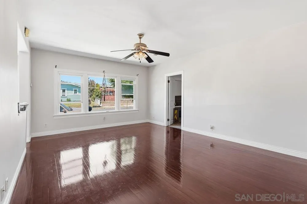 3595 Arizona San Diego, CA 92104
