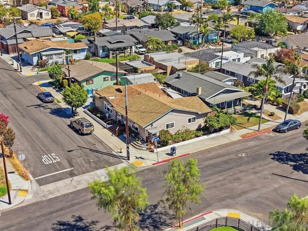 3595 Arizona San Diego, CA 92104