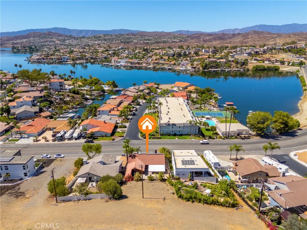 28850 Vacation Canyon Lake, CA 92587