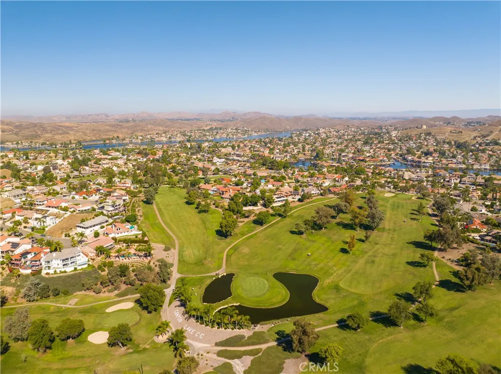 28850 Vacation Canyon Lake, CA 92587