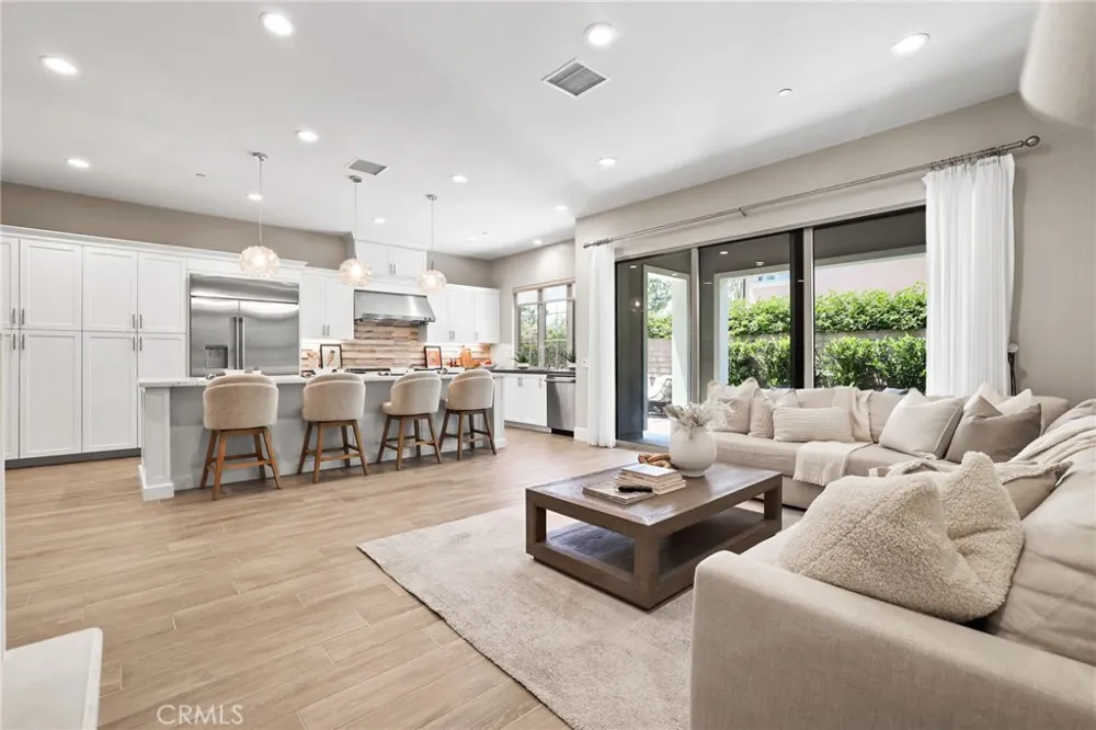 63 Pedigree Irvine, CA 92602