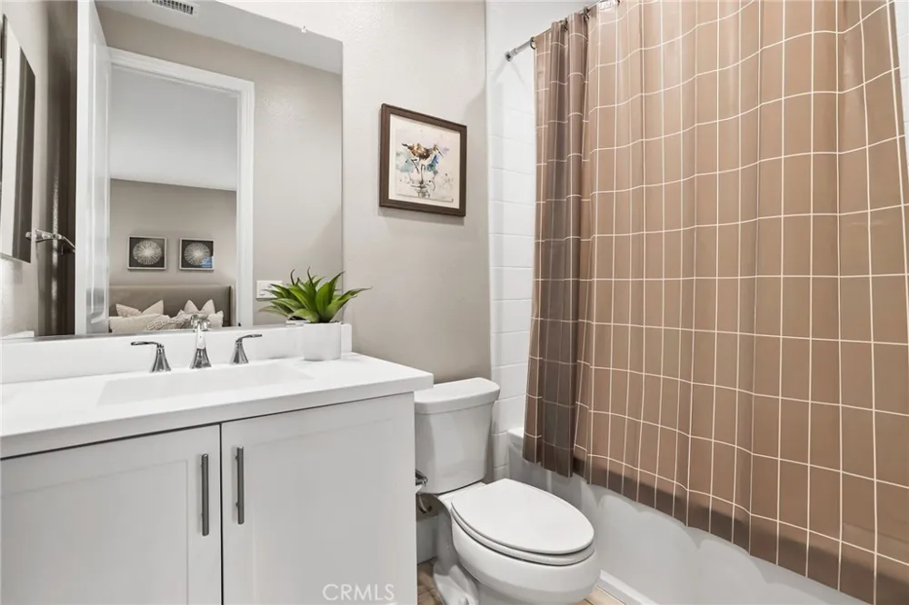 63 Pedigree Irvine, CA 92602