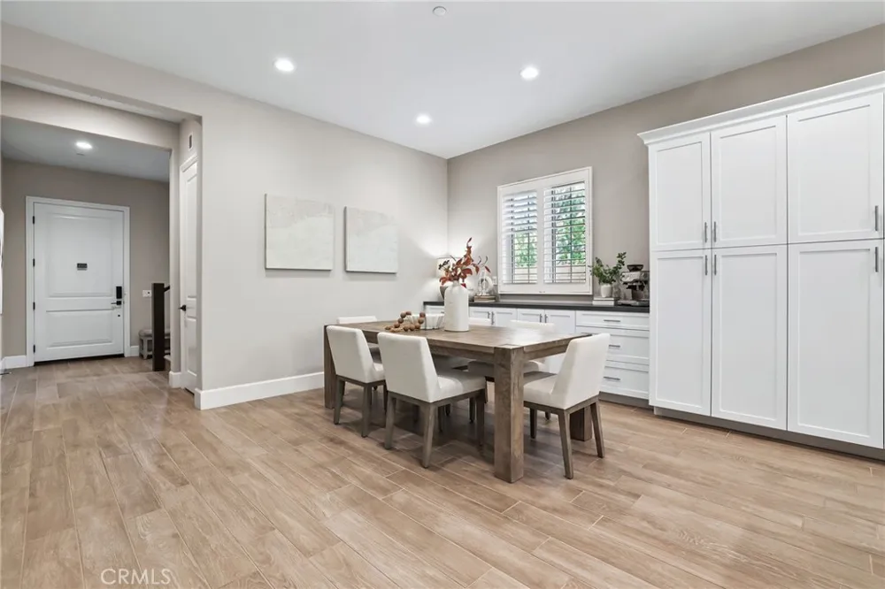 63 Pedigree Irvine, CA 92602