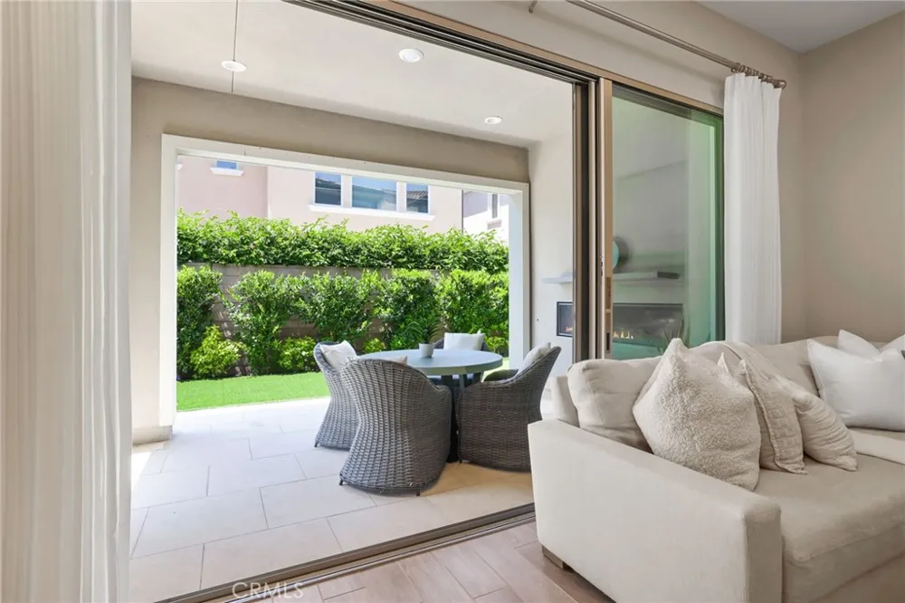 63 Pedigree Irvine, CA 92602