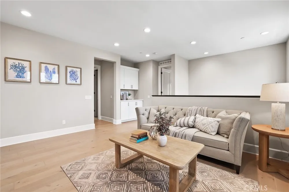63 Pedigree Irvine, CA 92602