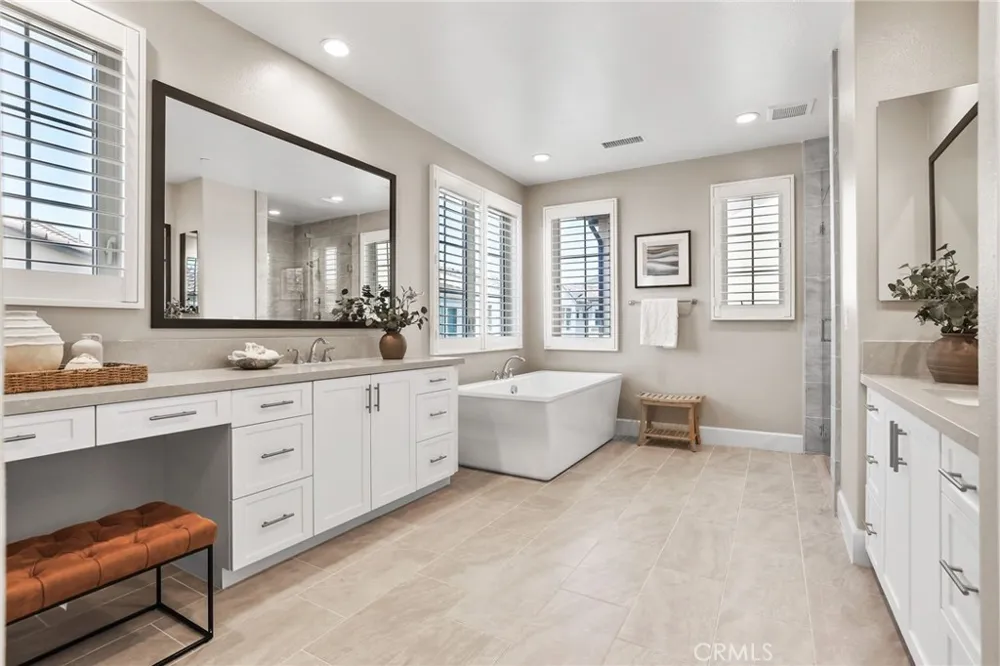 63 Pedigree Irvine, CA 92602