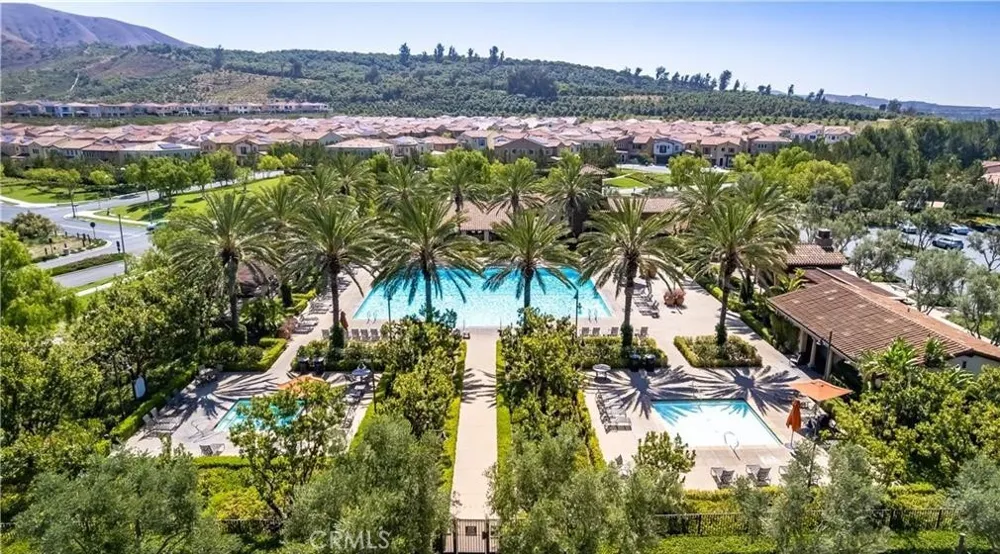 63 Pedigree Irvine, CA 92602