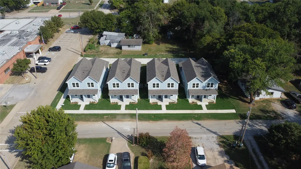 718 Weenonah Avenue Claremore, OK 74017