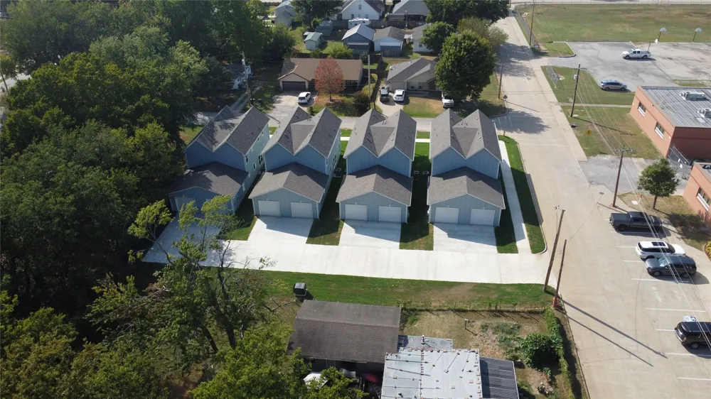 718 Weenonah Avenue Claremore, OK 74017