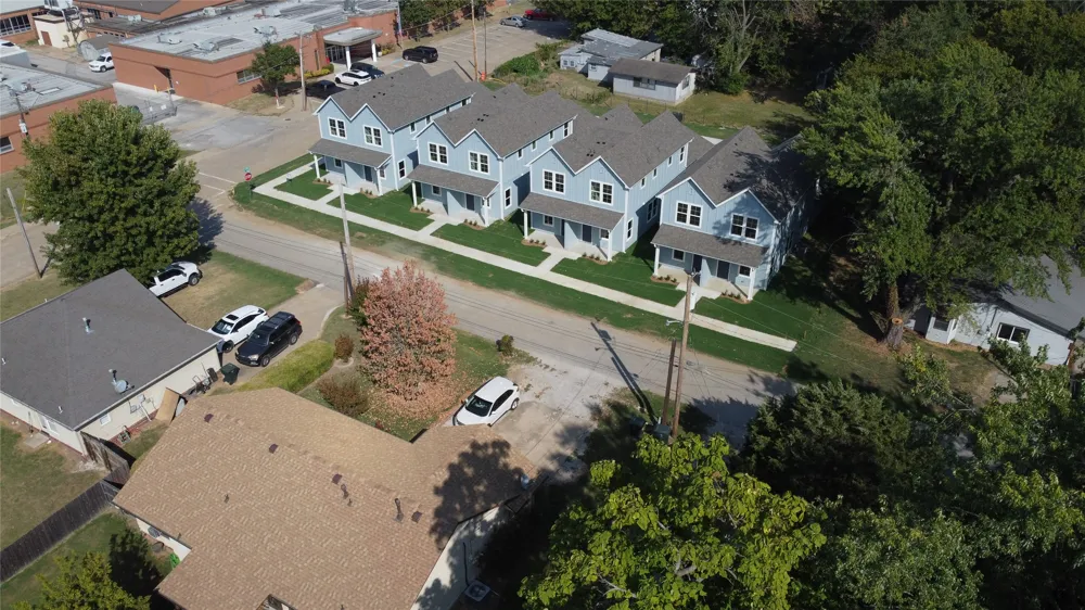 718 Weenonah Avenue Claremore, OK 74017