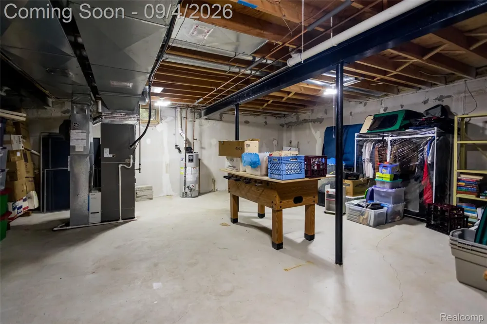 19040 Livery Court Clinton Charter Township, MI 48038