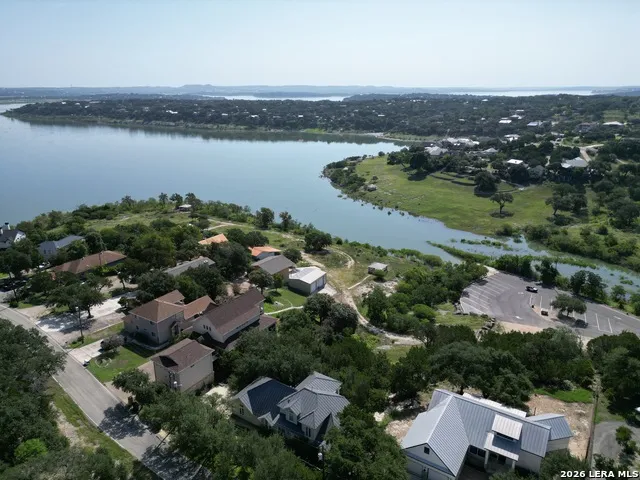 1761 Lakeside W Canyon Lake, TX 78133