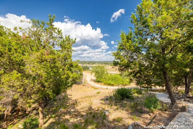 1761 Lakeside W Canyon Lake, TX 78133