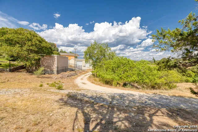 1761 Lakeside W Canyon Lake, TX 78133