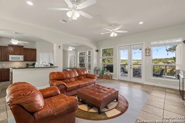 1761 Lakeside W Canyon Lake, TX 78133