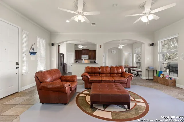 1761 Lakeside W Canyon Lake, TX 78133