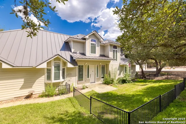 1761 Lakeside W Canyon Lake, TX 78133