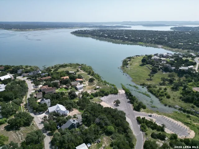 1761 Lakeside W Canyon Lake, TX 78133