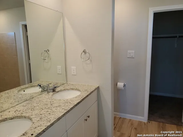 6120 TREADLE New Braunfels, TX 78132