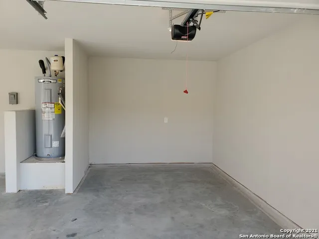 6120 TREADLE New Braunfels, TX 78132