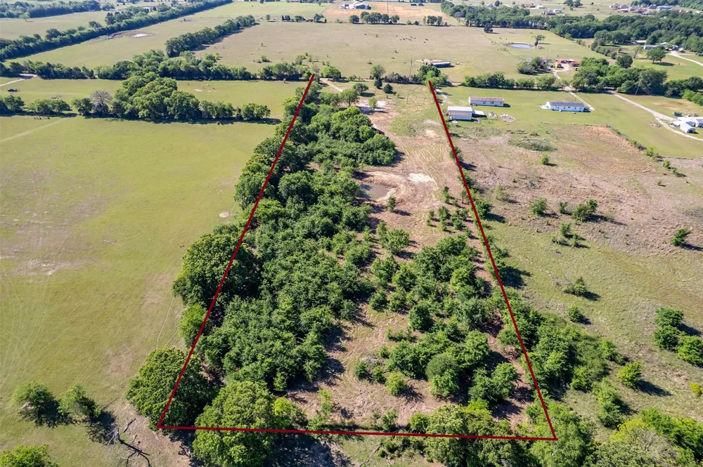 15826 County Road 2501 Eustace, TX 75124