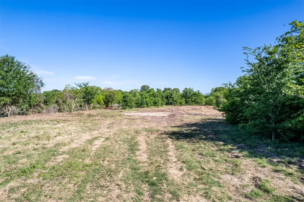 15826 County Road 2501 Eustace, TX 75124
